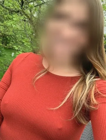 Alma, 32