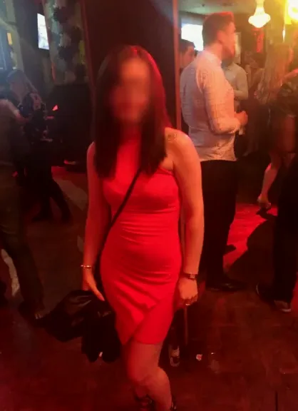 Annika, 35