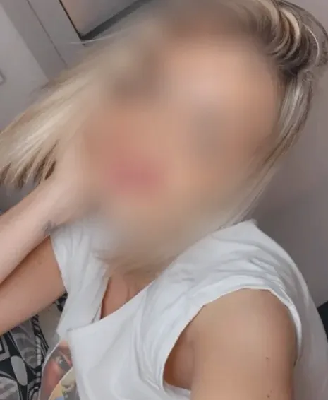 Monica, 35