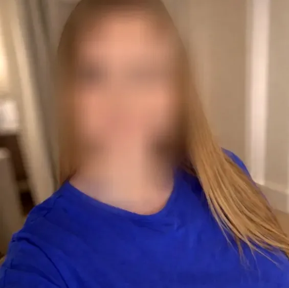 Nora, 39