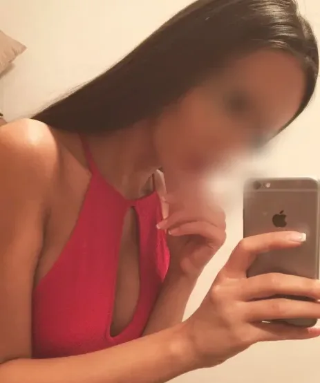 Nora, 29