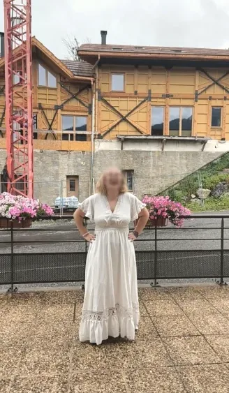 Rebecca, 28