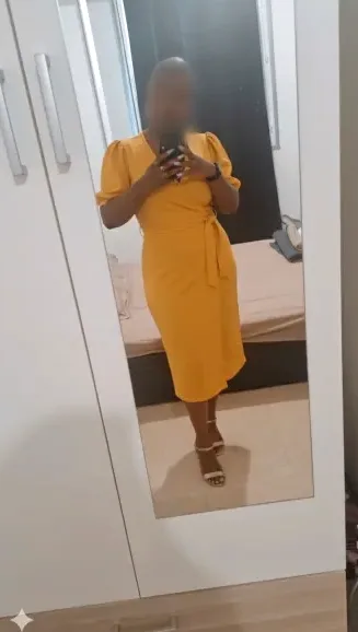 Selma, 33